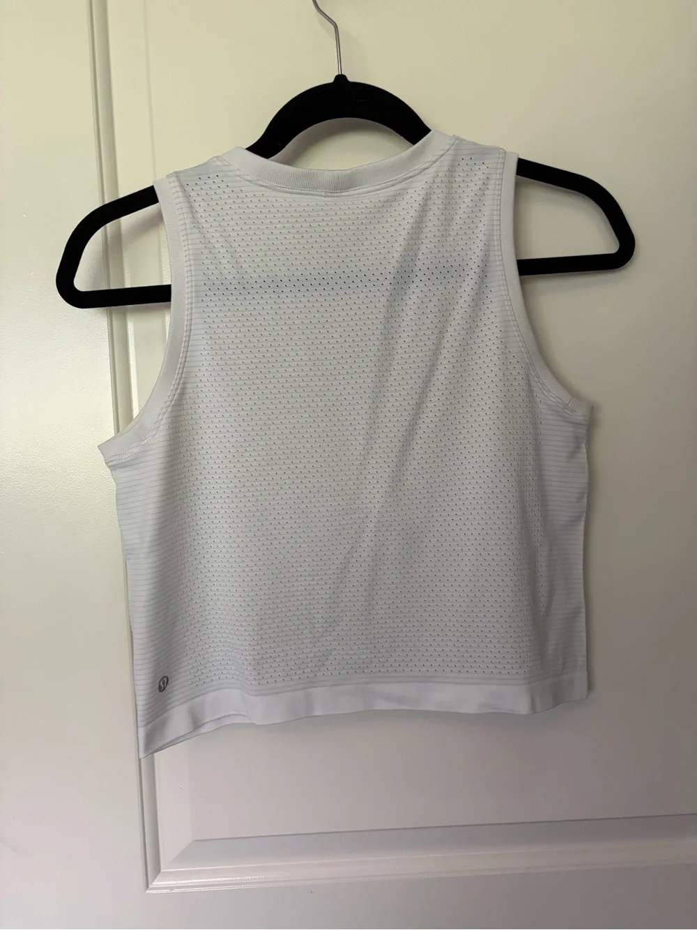 lululemon White Perforated Crew Neck Training crop top